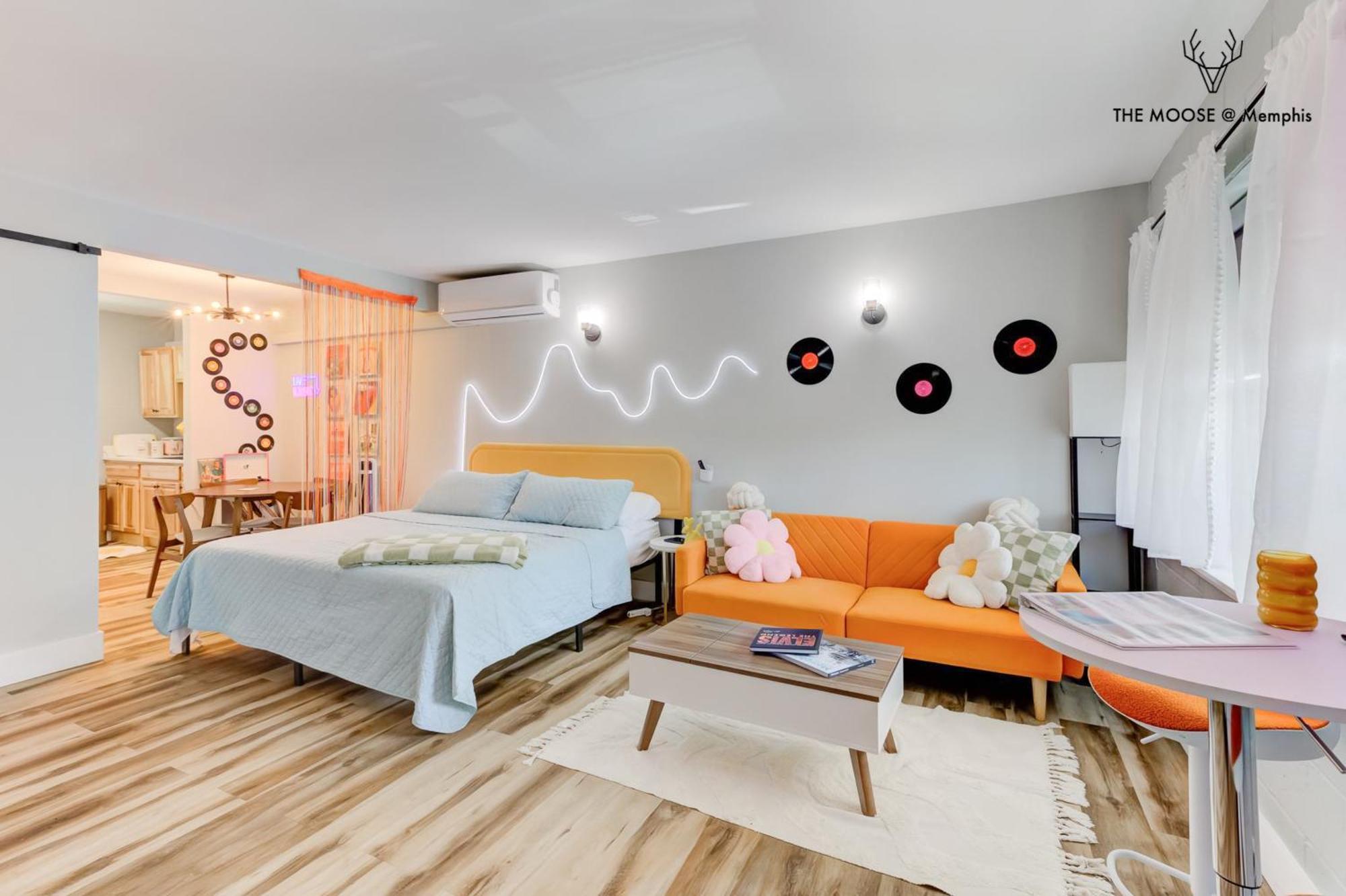 Апартаменты The Moose #10 - Stylish Loft With King Bed, Free Parking & Wi-Fi Мемфис Экстерьер фото